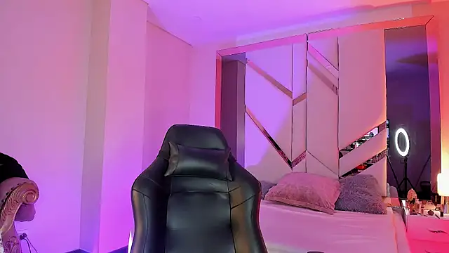 EmmaStonns online show from 27, 11, 2025