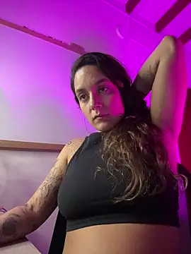 Sophia House  online show from 11, 11, 2025