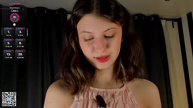 Snapshot of LorinaMaffitt chatting on 6, 11, 2025 LorinaMaffitt online show from 6, 11, 2025