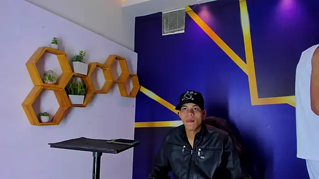 Snapshot of imperial_boys chatting on 14, 9, 2025 imperial boys online show from 14, 9, 2025