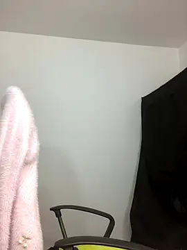 kitty moon1 online show from 6, 1, 2026