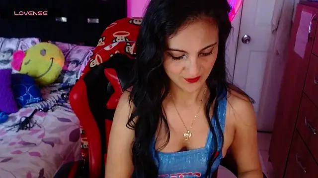 Snapshot of BasmaHernandez chatting on 27, 5, 2026 BasmaHernandez online show from 27, 5, 2026