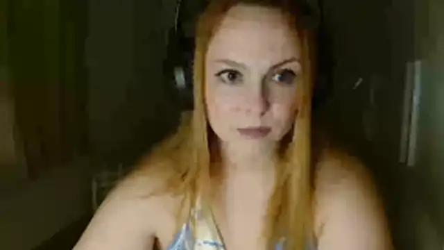 Snapshot of iara_foxy chatting on 26, 10, 2025 iara foxy online show from 26, 10, 2025