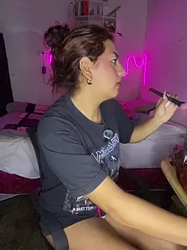 Snapshot of SoftLady_S33 chatting on 24, 3, 2026 SoftLady S33 online show from 24, 3, 2026