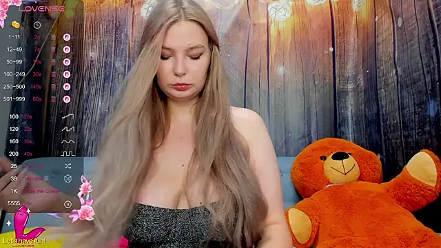 Snapshot of Leotorneo chatting on 12, 9, 2025 Leotorneo online show from 12, 9, 2025