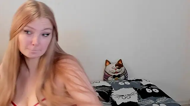 Snapshot of Leotorneo chatting on 15, 10, 2025 Leotorneo online show from 15, 10, 2025