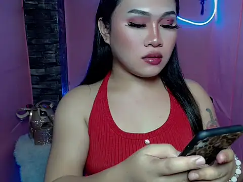 pretty lassy online show from 19, 11, 2025