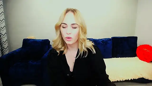 LiluMoon   online show from 28, 6, 2026