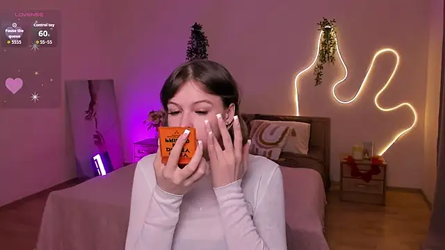 Lisa Blossom online show from 28, 4, 2026