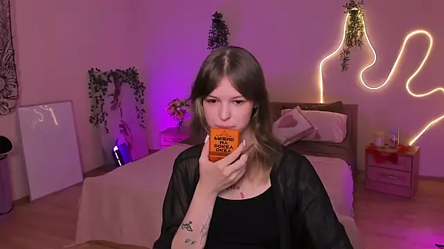 Lisa Blossom online show from 25, 6, 2026