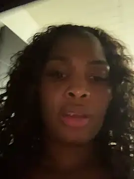 Snapshot of ArianaBeake chatting on 5, 5, 2026 ArianaBeake online show from 5, 5, 2026