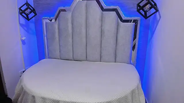  Emily rosee  online show from 11, 9, 2025