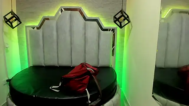  Emily rosee  online show from 3, 10, 2025