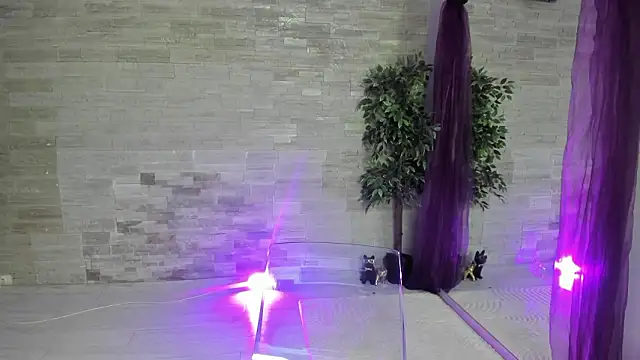 boobzilla  online show from 2, 2, 2026