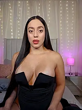 AriadnaTaylor online show from 2, 2, 2026