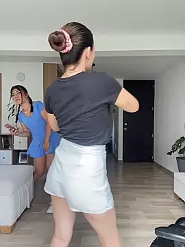 Isa Villamarin online show from 23, 10, 2025