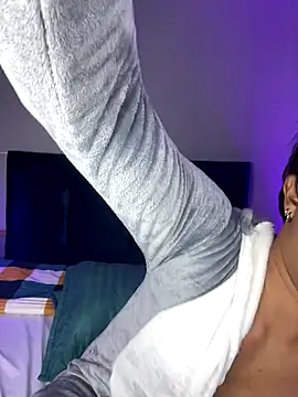 Snapshot of Leo_Savage_ chatting on 18, 9, 2025 Leo Savage  online show from 18, 9, 2025
