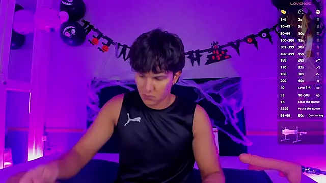 Snapshot of Leo_Savage_ chatting on 22, 10, 2025 Leo Savage  online show from 22, 10, 2025