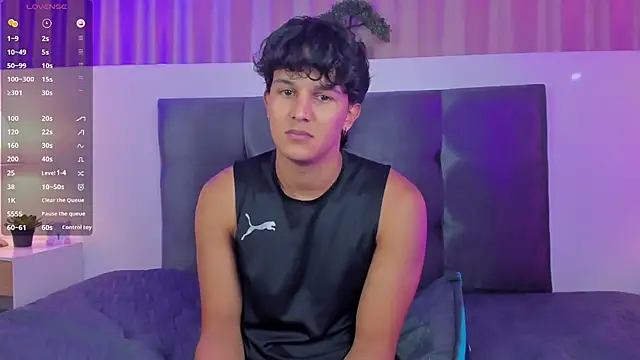 Leo Savage  online show from 5, 12, 2025