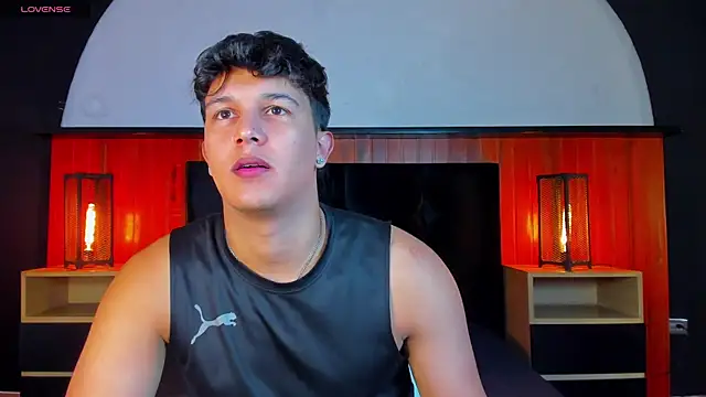Leo Savage  online show from 6, 6, 2026