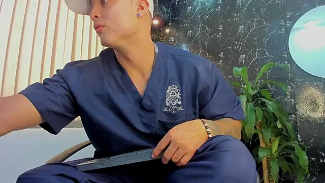 Alexander ferre online show from 16, 10, 2025