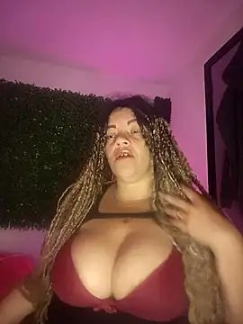 Snapshot of Eva_Luxei chatting on 10, 10, 2025 Eva Luxei online show from 10, 10, 2025