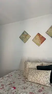 Snapshot of monnay520 chatting on 8, 11, 2025 monnay520 online show from 8, 11, 2025