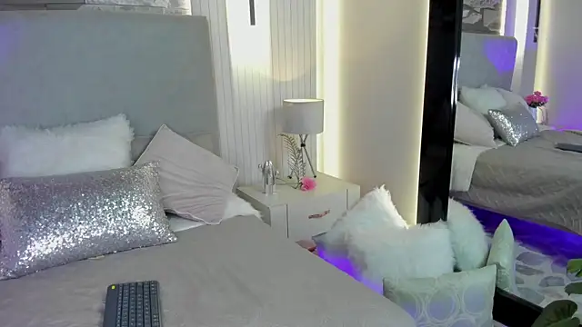 HannahCollyns online show from 26, 10, 2025