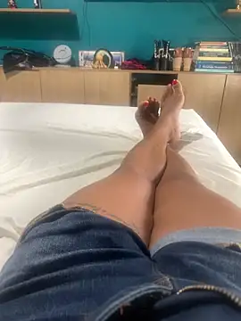 Snapshot of ju_muniz01 chatting on 6, 10, 2025 ju muniz01 online show from 6, 10, 2025