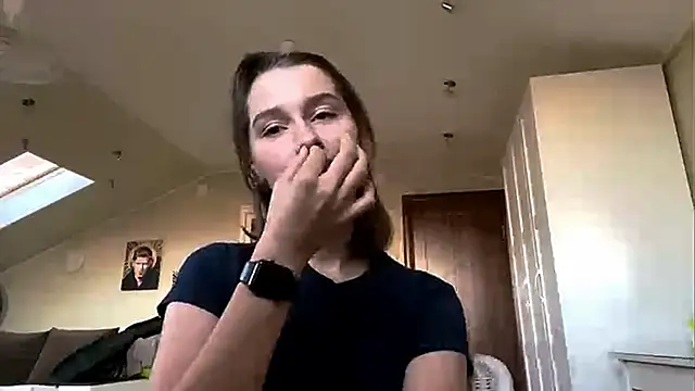 Snapshot of DarlineBrustera chatting on 2, 10, 2025 DarlineBrustera online show from 2, 10, 2025