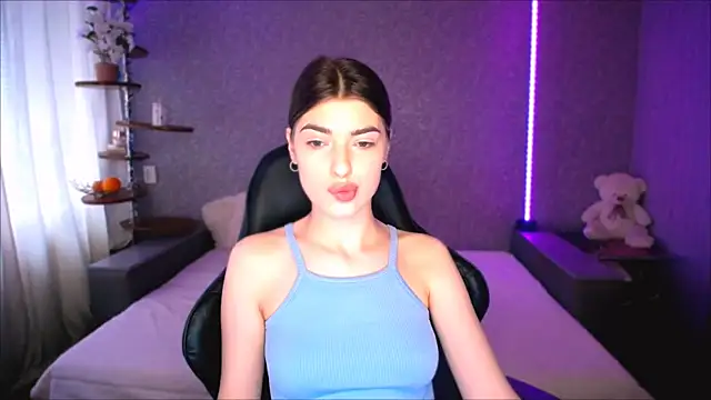 Dianaa Lee0 online show from 18, 5, 2026