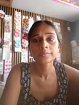 Snapshot of hotshreya69 chatting on 27, 9, 2025 hotshreya69 online show from 27, 9, 2025