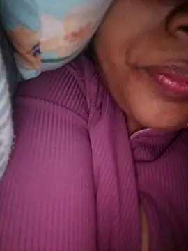 Snapshot of hotshreya69 chatting on 3, 12, 2025 hotshreya69 online show from 3, 12, 2025