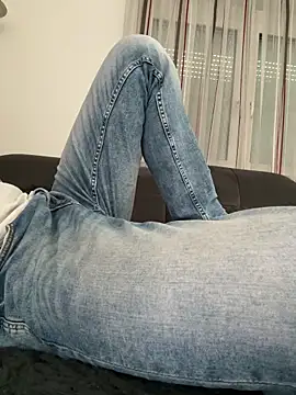 Snapshot of maxmaxmad8502 chatting on 19, 3, 2026 maxmaxmad8502 online show from 19, 3, 2026