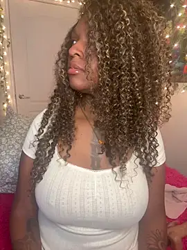 MistiSavannah online show from 28, 3, 2026