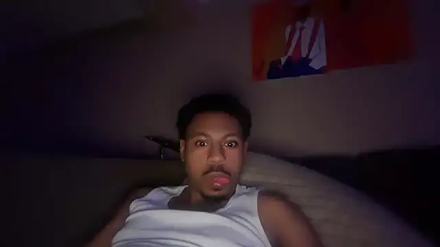 Snapshot of Yungandhungd chatting on 8, 4, 2026 Yungandhungd online show from 8, 4, 2026