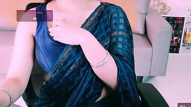 Snapshot of My_Rose chatting on 23, 2, 2026 My Rose online show from 23, 2, 2026