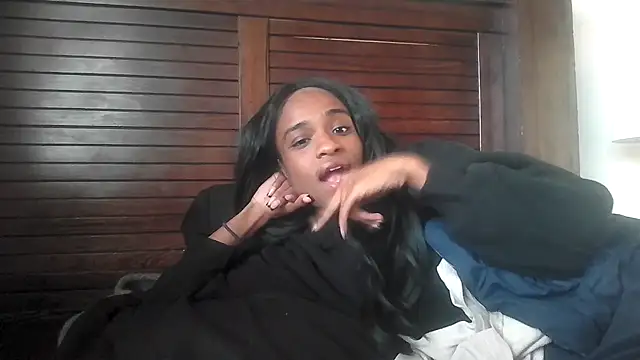 Marlowlovee online show from 26, 10, 2025