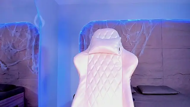 RenataLeclair online show from 31, 10, 2025