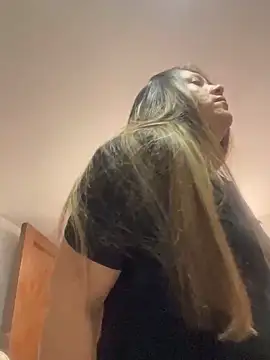 emma hot2006 online show from 3, 11, 2025