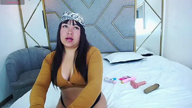 KarinaPrath online show from 23, 9, 2025