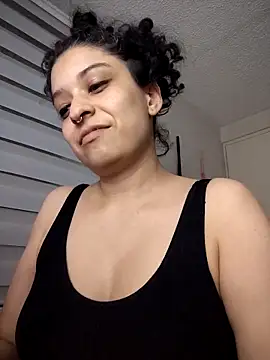 Snapshot of miss_carmila1 chatting on 31, 10, 2025 miss carmila1 online show from 31, 10, 2025