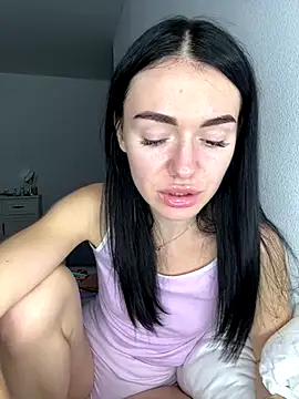 Snapshot of karrr__aaa chatting on 22, 10, 2025 karrr aaa online show from 22, 10, 2025