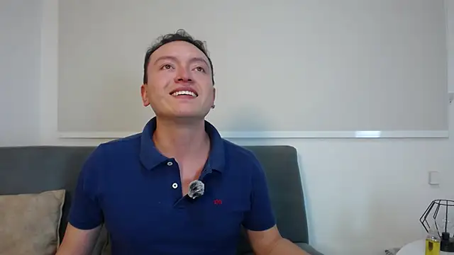 Snapshot of Robert2_honey chatting on 21, 9, 2025 Robert2 honey online show from 21, 9, 2025