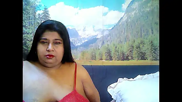 Snapshot of indianhoney694u chatting on 23, 10, 2025 indianhoney694u online show from 23, 10, 2025