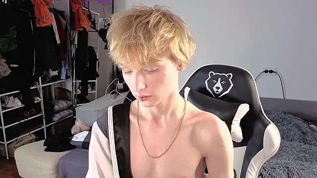 Your avatar online show from 23, 10, 2025