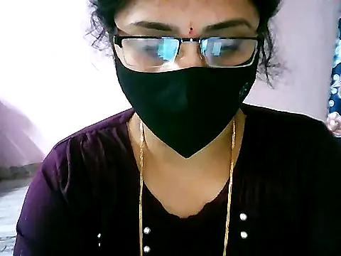 Snapshot of jannu6482 chatting on 29, 9, 2025 jannu6482 online show from 29, 9, 2025