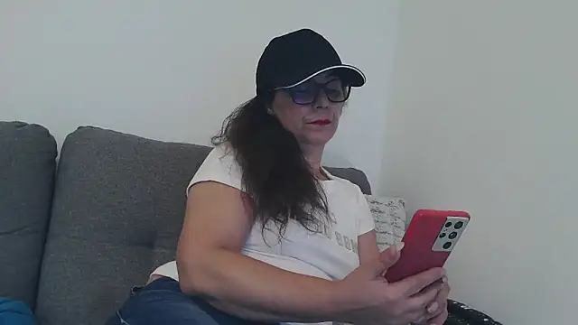 Snapshot of JIAA-WOO chatting on 14, 9, 2025 JIAA-WOO online show from 14, 9, 2025
