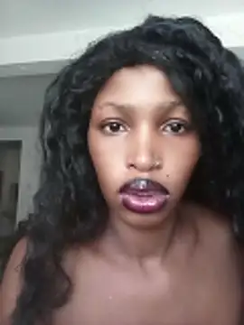 Snapshot of XOXOebony chatting on 29, 5, 2026 XOXOebony online show from 29, 5, 2026