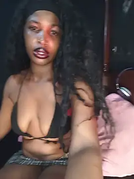 Snapshot of XOXOebony chatting on 10, 7, 2026 XOXOebony online show from 10, 7, 2026